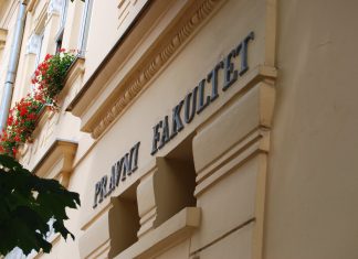 Odluka o dodjeli nagrada administrativnom i tehničkom osoblju Pravnog fakulteta Osijek za rezultate rada u akademskoj 2021./2022. godini